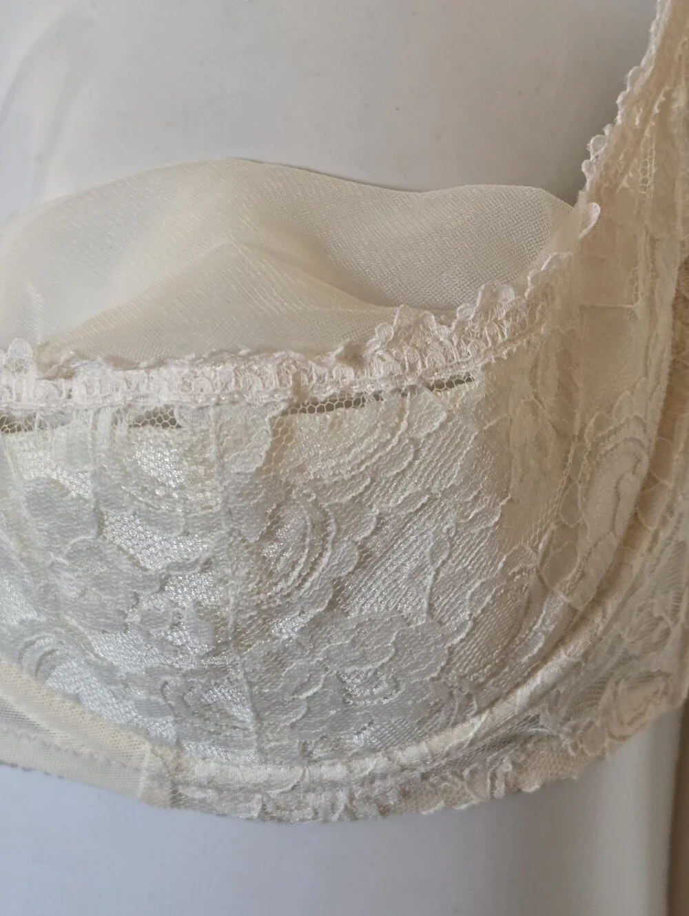 Jezebel Lace Bra 34DD 34E - Picture 5 of 8